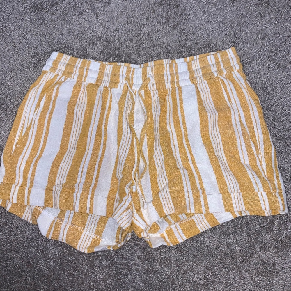 old navy yellow & white stripped soft shorts